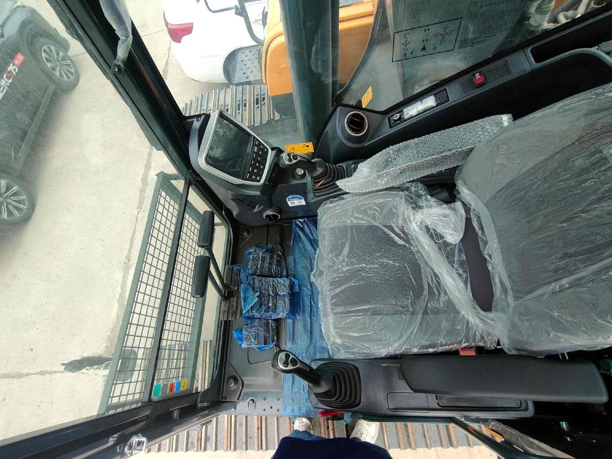 New Hyundai HX220L Crawler Excavator for Sale - 图片 8
