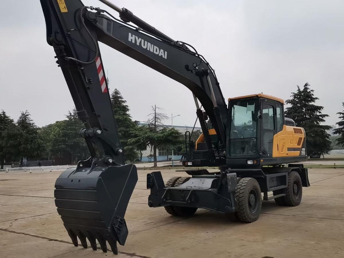 New Hyundai HW210 Crawler Excavator for Sale