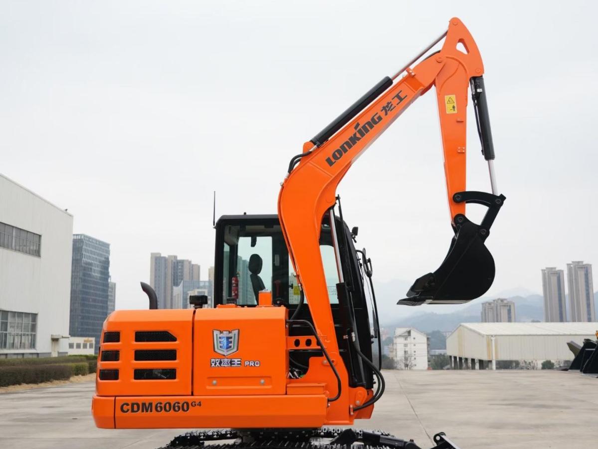 New Lonking CDM6060 Crawler Excavator for Sale