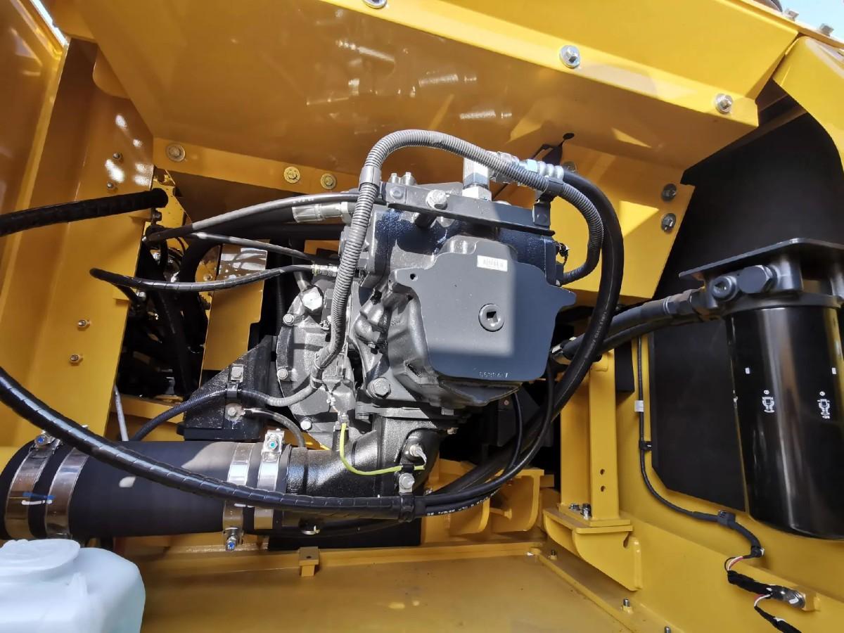 New Komatsu PC375LC-11M0 Crawler Excavator for Sale - 图片 2