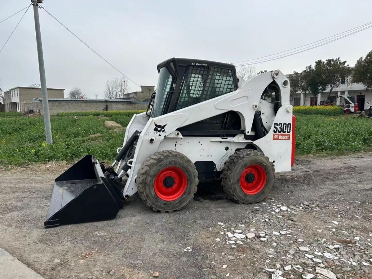 Used Bobcat S300 Skid Steer Loader for Sale - 图片 4