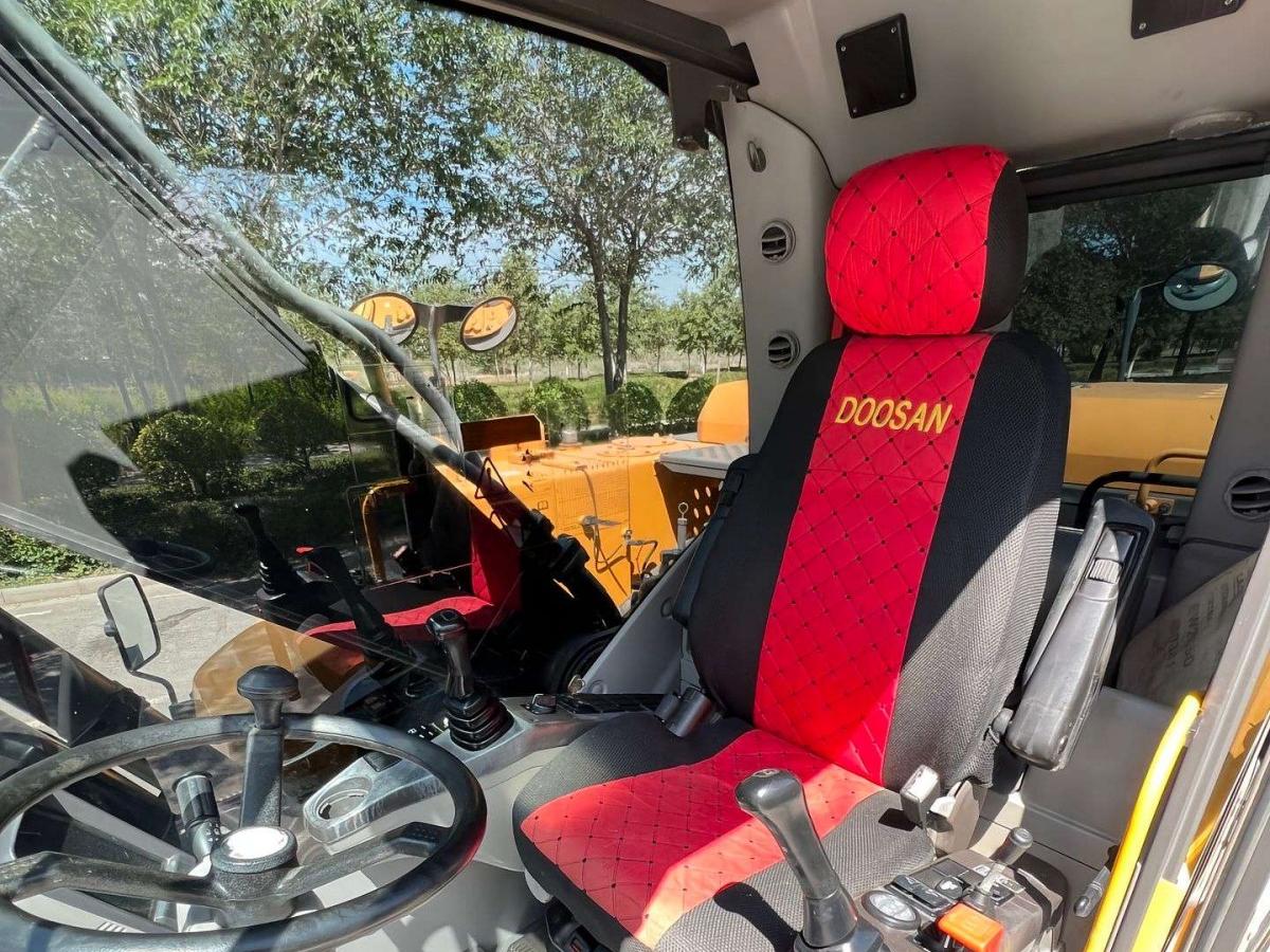 Used Volvo EW205 Wheel Excavator for Sale - 图片 9