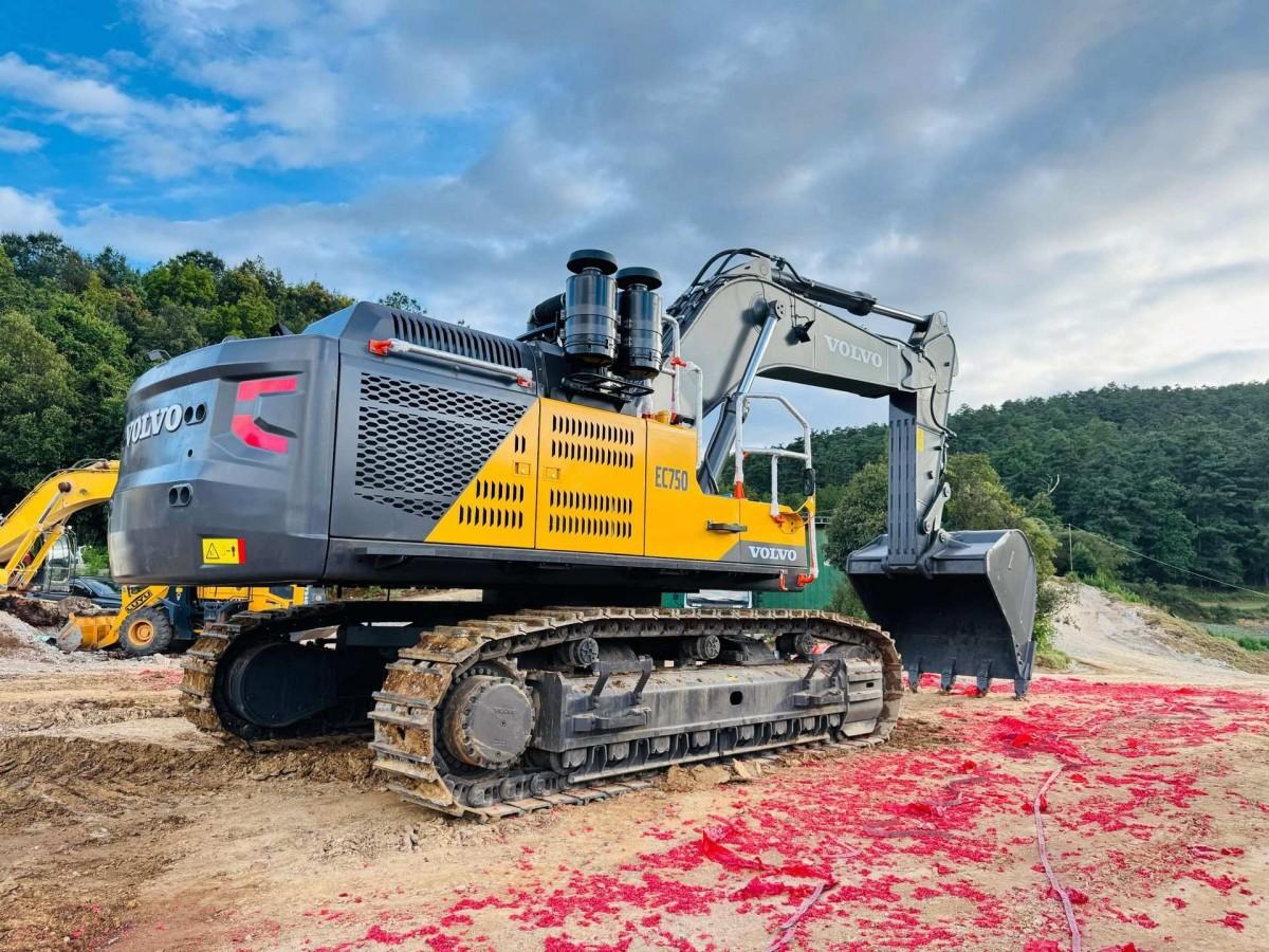 Used Volvo EC750 Crawler Excavator for Sale - 图片 6