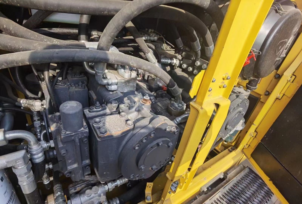 Used Komatsu PC650lc Crawler Excavator for Sale - 图片 7