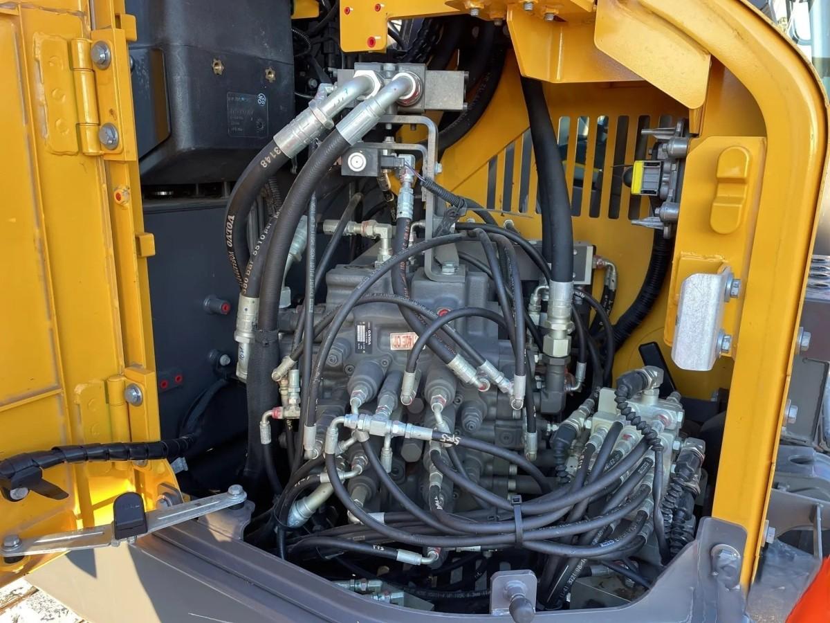 Used Volvo ECR145 Crawler Excavator for Sale - 图片 11