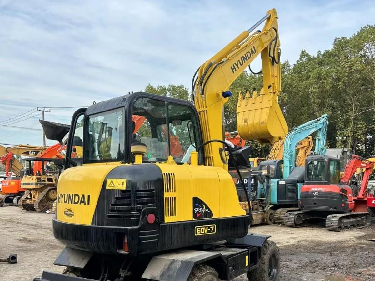Used Hyundai R60-7 Crawler Excavator for Sale - 图片 6