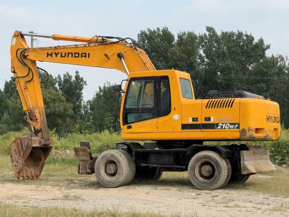Used Hyundai R210W-7 Wheel Excavator for Sale - 图片 7