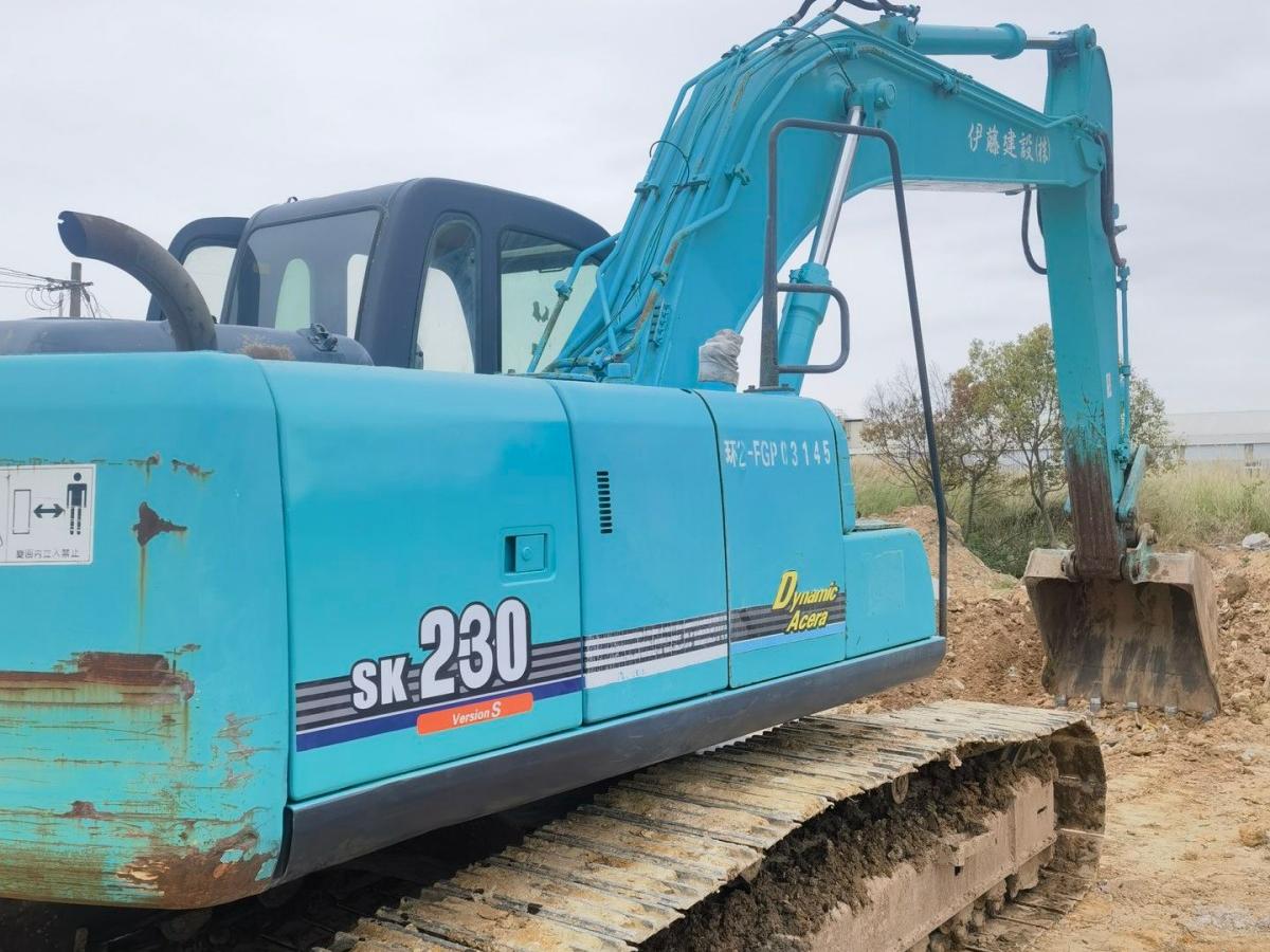 Used Kobelco SK230 Crawler Excavator for Sale - 图片 3