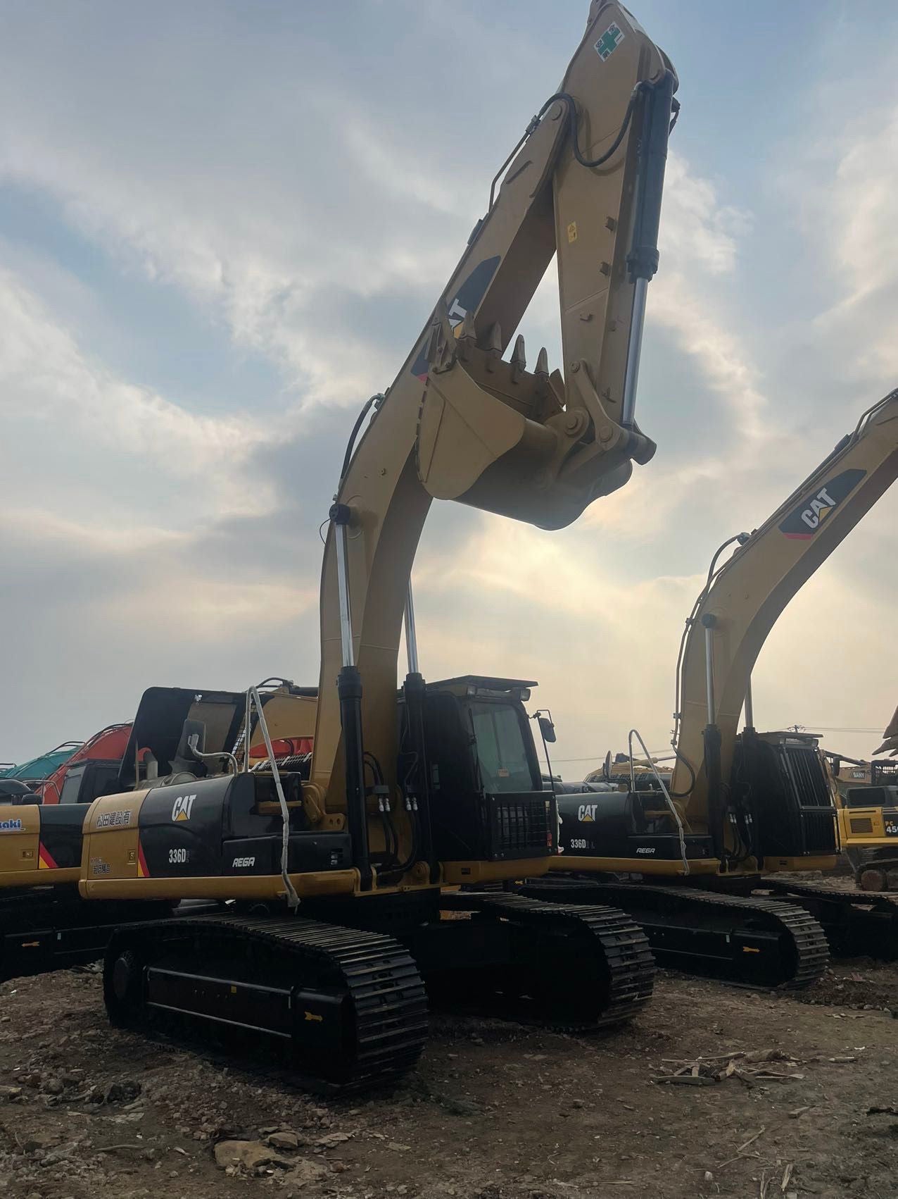 Used CAT 336D2 Crawler Excavator for Sale - real inventory photo 5