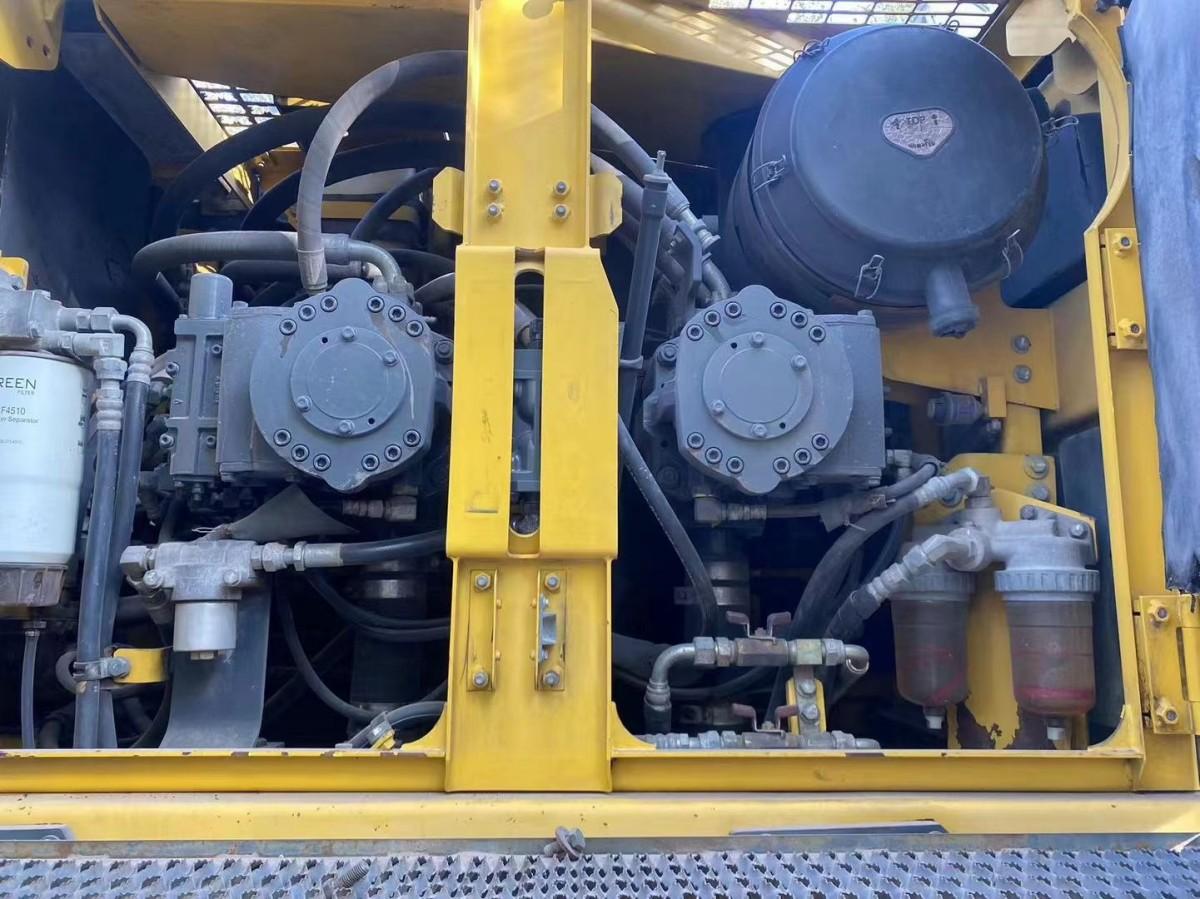 Used Komatsu PC650LC-8 Crawler Excavator for Sale - 图片 3