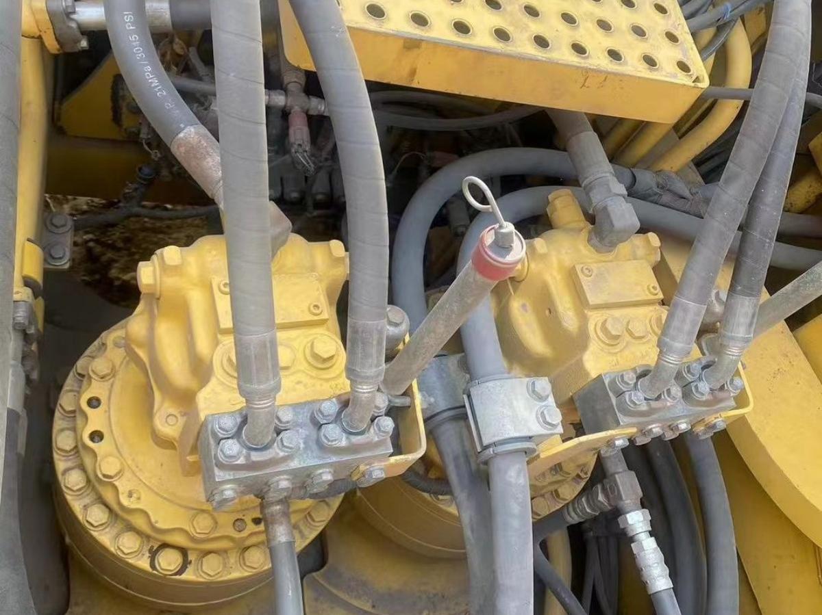 Used Komatsu PC650LC-8 Crawler Excavator for Sale - 图片 6