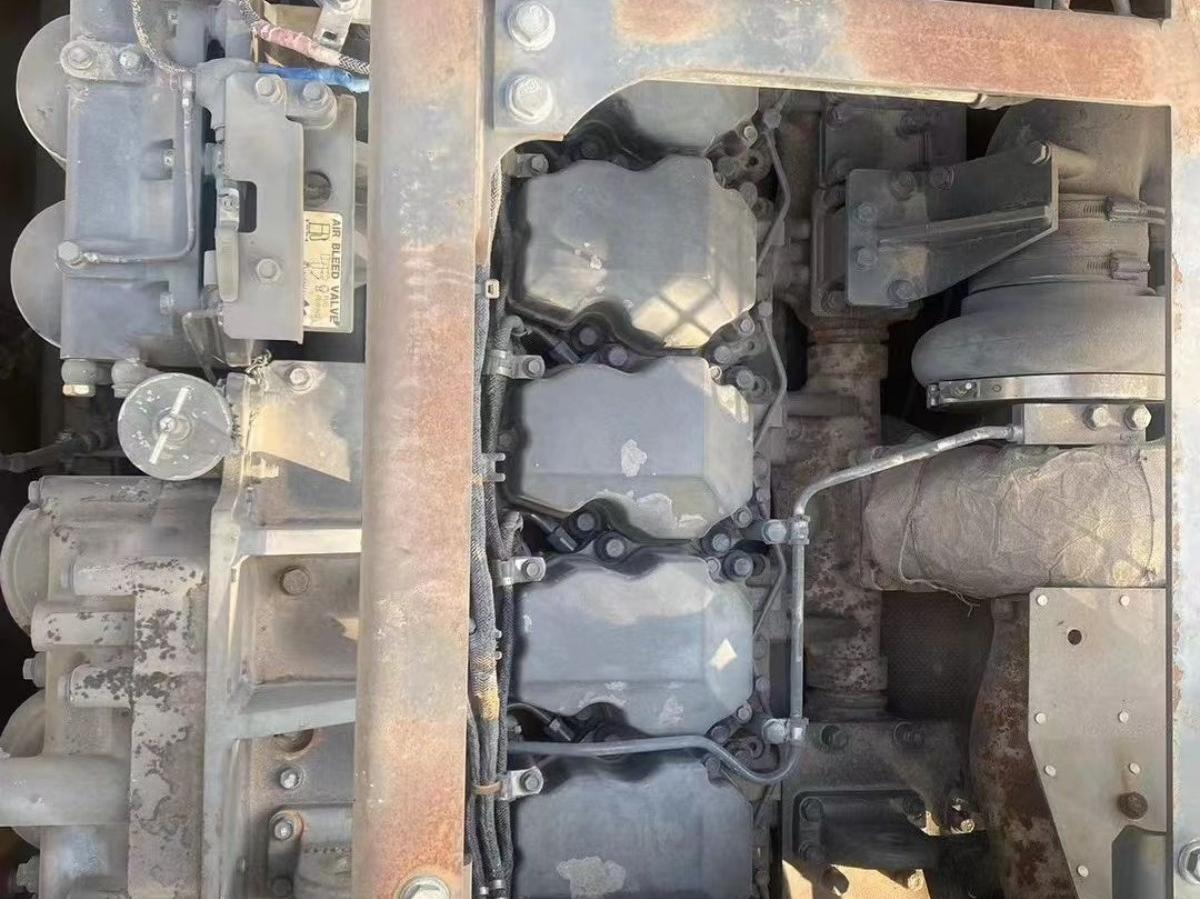 Used Komatsu PC650LC-8 Crawler Excavator for Sale - 图片 7