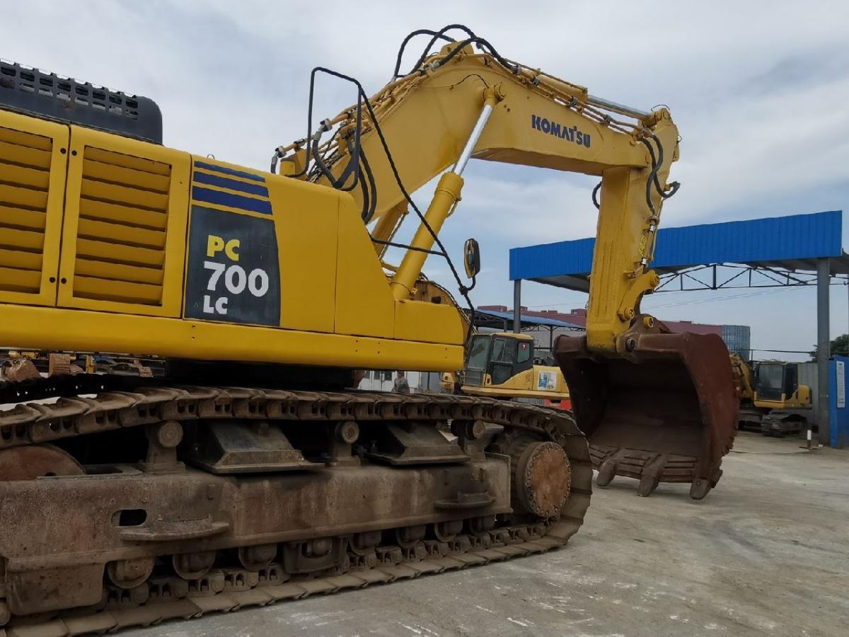 New Komatsu PC700LC-11M0 Crawler Excavator for Sale
