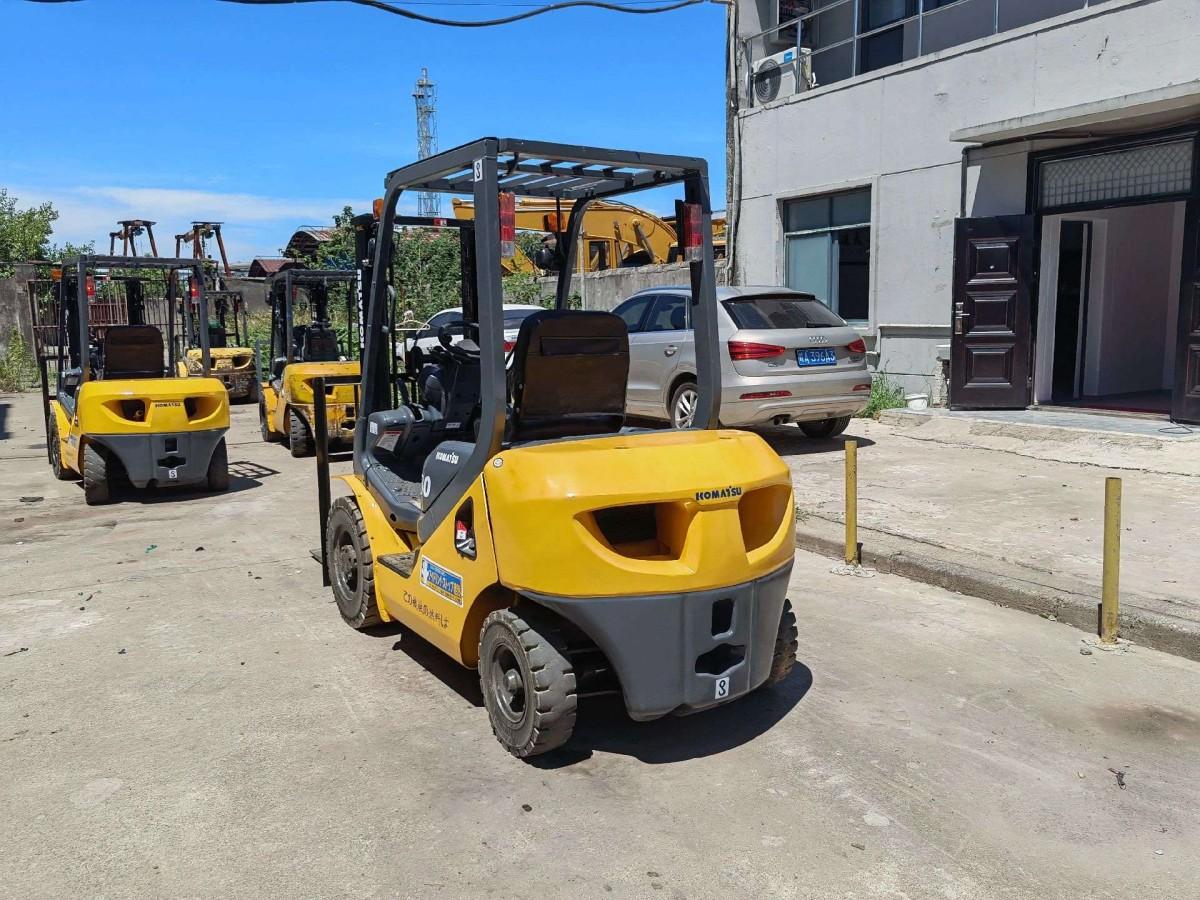 Used Komatsu FD30 Forklift for Sale