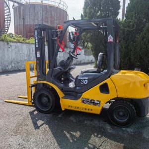 Used Komatsu FD30 - ALTERNATIVE STOCK Forklift for Sale