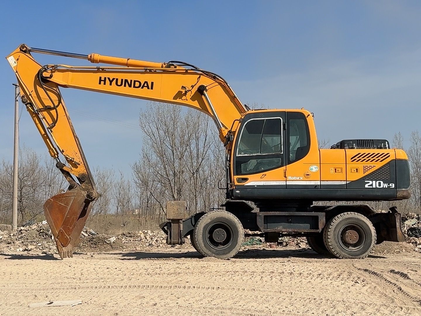 Used Hyundai R210W-9 Wheel Excavator for Sale