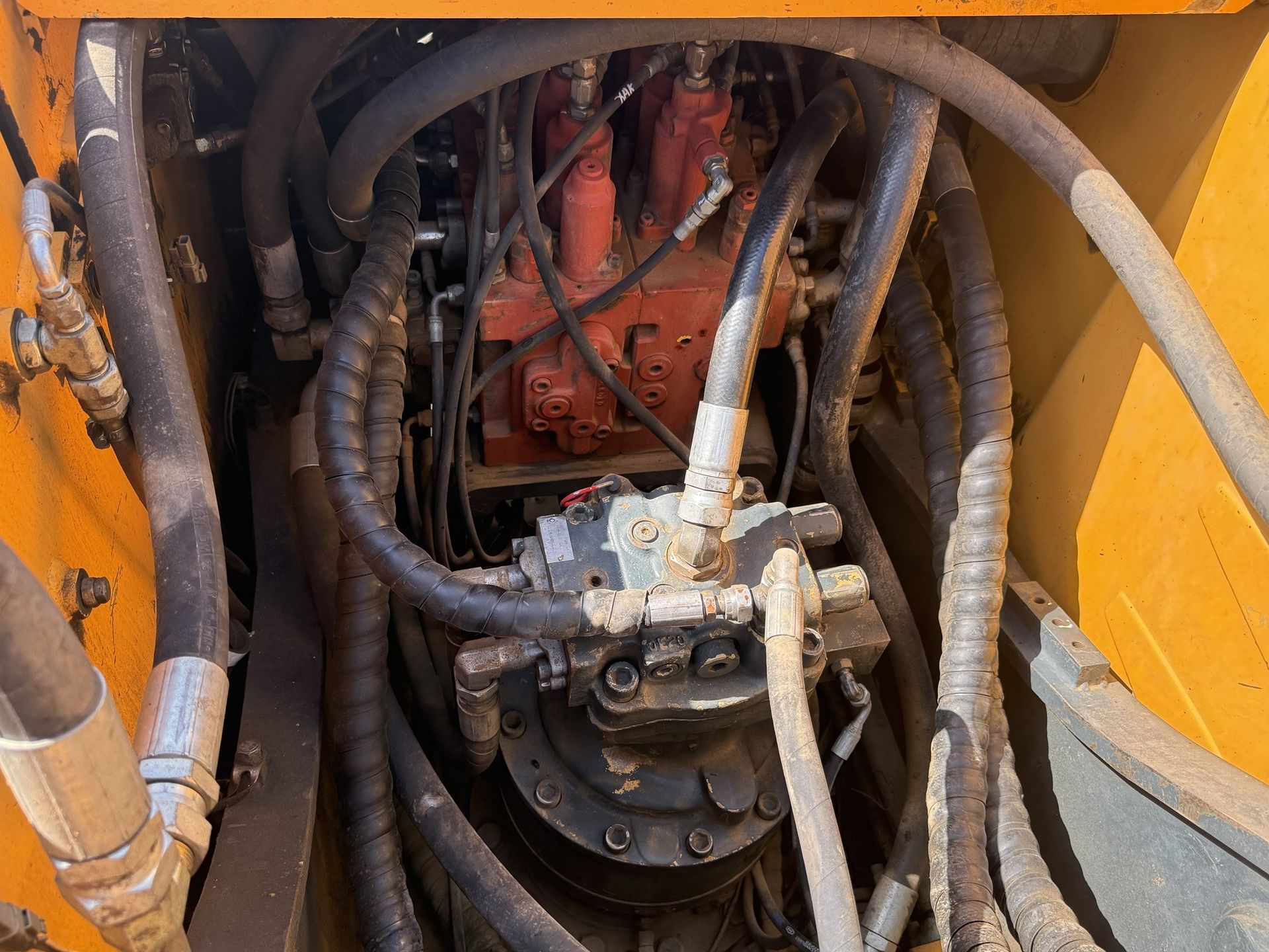 Used Hyundai R210W Wheel Excavator for Sale - 图片 7