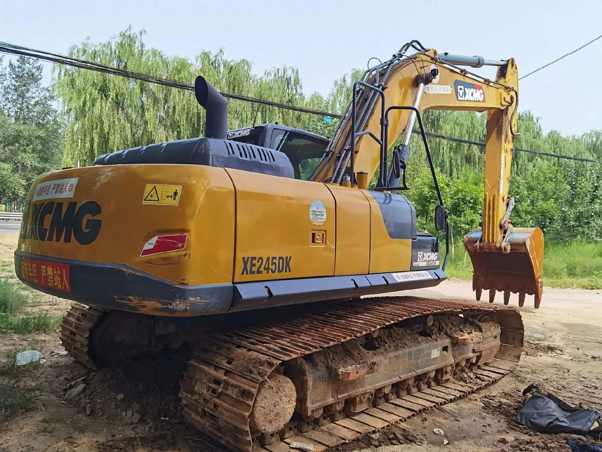 Used XCMG XE245DK Crawler Excavator for Sale