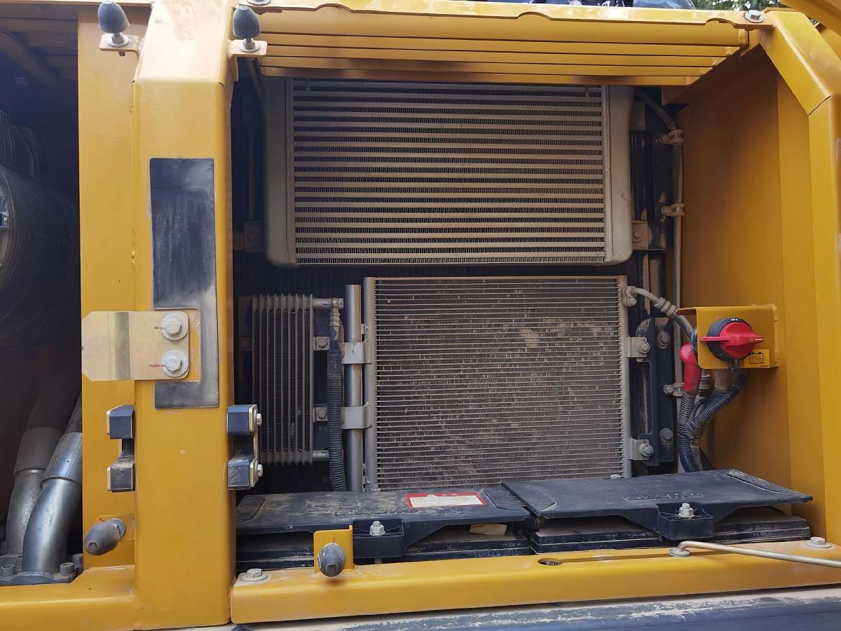 Used XCMG XE245DK Crawler Excavator for Sale - 图片 6