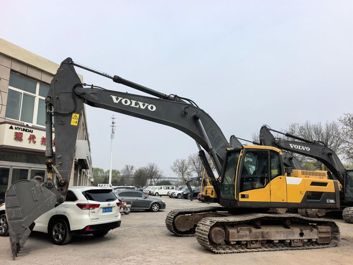 Used Volvo EC300DL Crawler Excavator for Sale