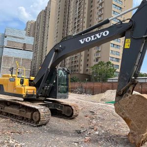 Used Volvo EC220DL Crawler Excavator for Sale