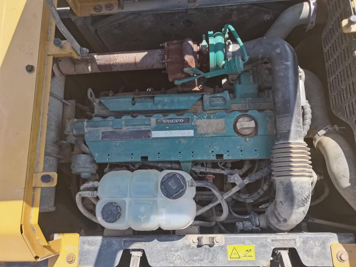 Used Volvo EC220D Crawler Excavator for Sale - 图片 6