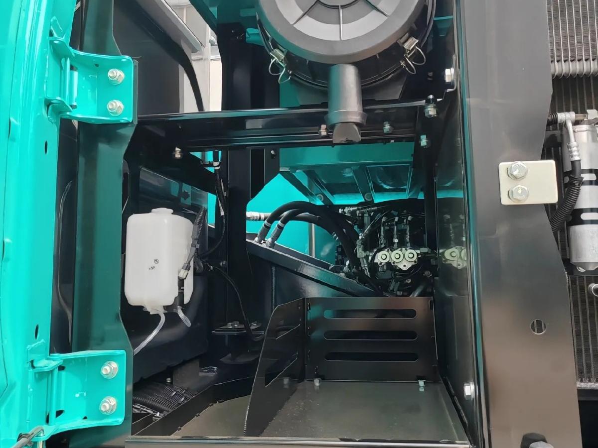 New Kobelco SK200-12 Crawler Excavator for Sale - 图片 8