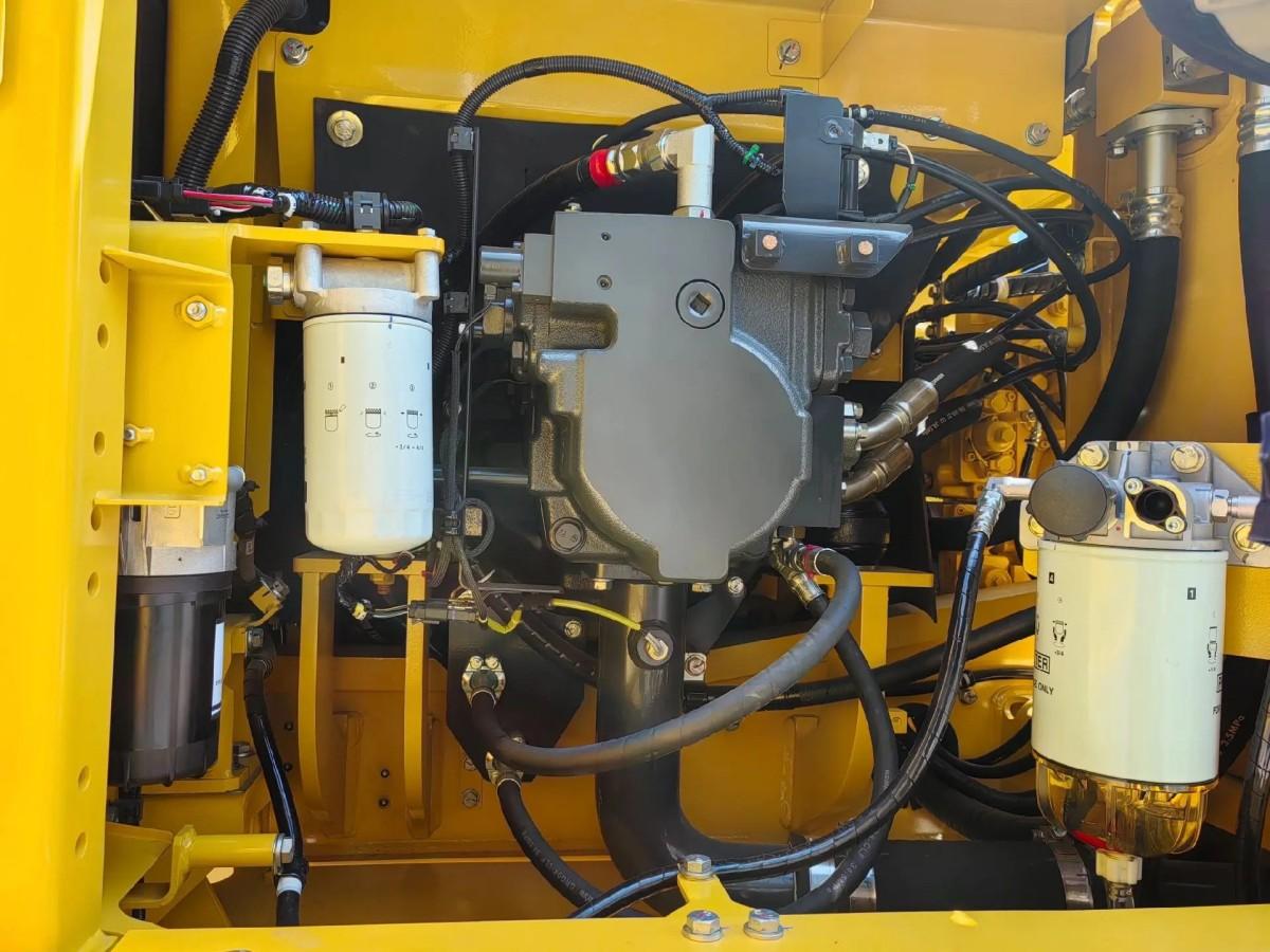 New Komatsu PC225LC-11M1 Crawler Excavator for Sale - 图片 7