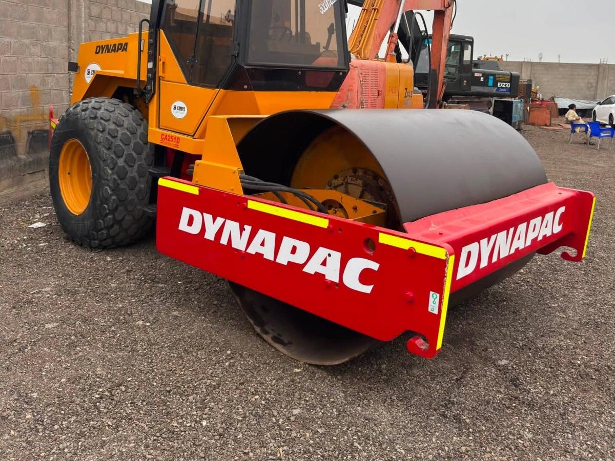 Used Dynapac CA251D Road Roller for Sale - 图片 4