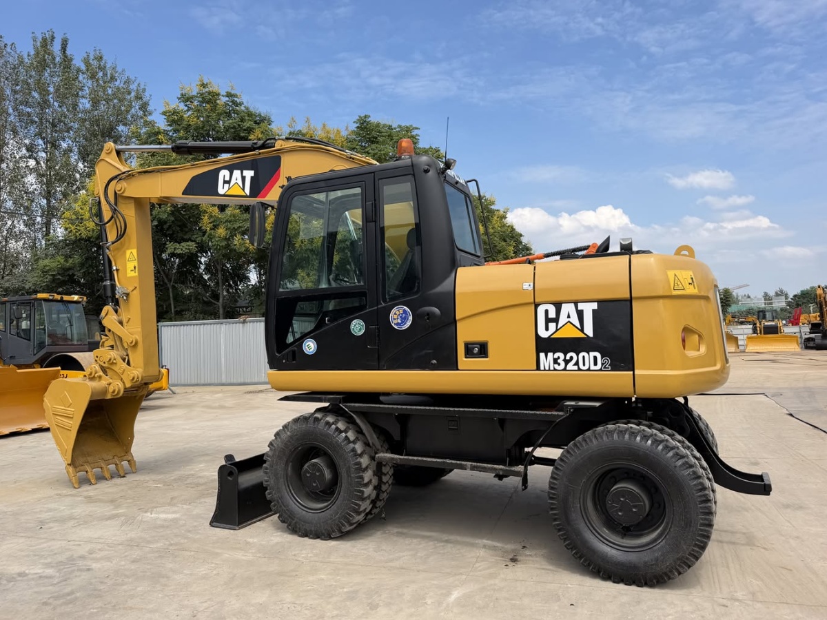 Used CAT M320D2 Wheel Excavator for Sale