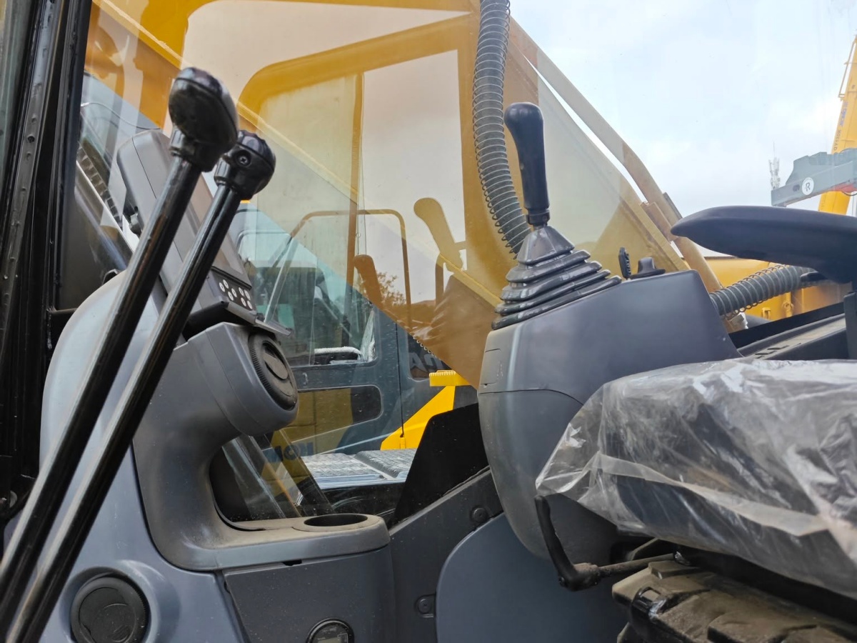 Used CAT 323D Crawler Excavator for Sale - 图片 4