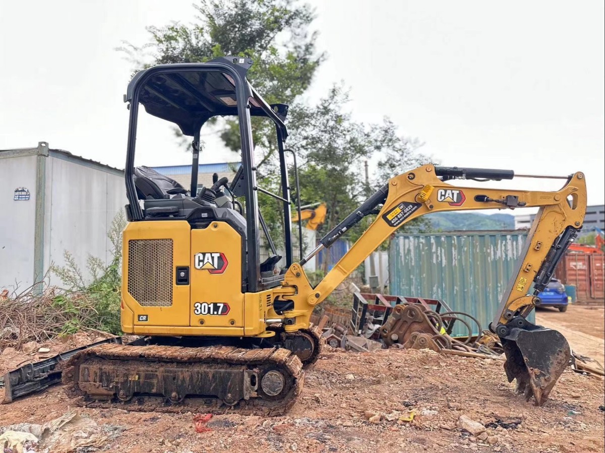 Used CAT 301.7 Crawler Excavator for Sale - 图片 2