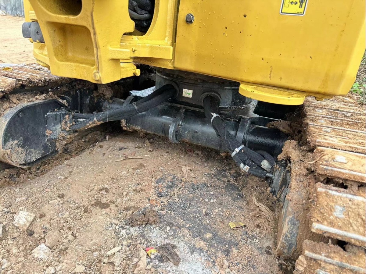 Used CAT 301.7 Crawler Excavator for Sale - 图片 9