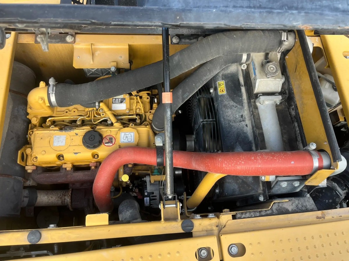 Used CAT 313D2L Crawler Excavator for Sale - 图片 6