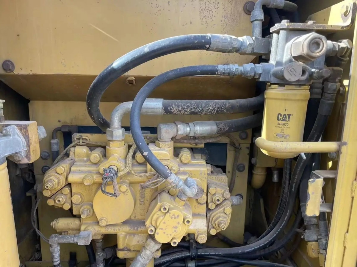 Used CAT 315D2L Crawler Excavator for Sale - 图片 6