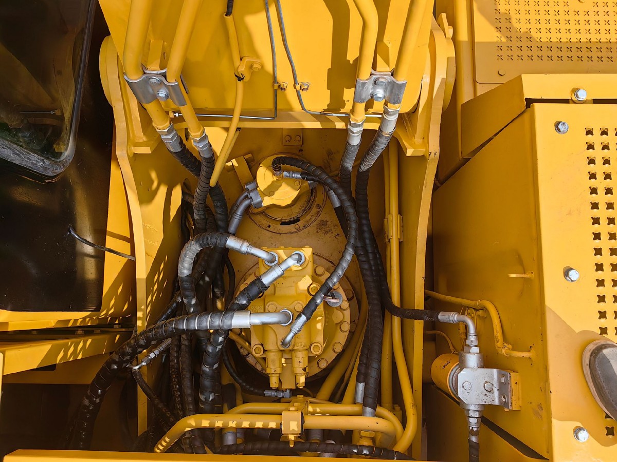 Used CAT 320B Crawler Excavator for Sale - 图片 4