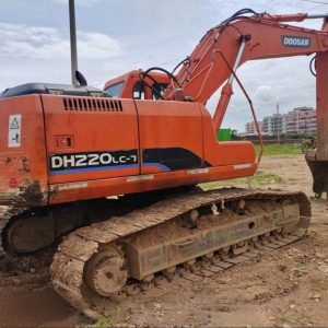 Used DOOSAN DH220LC-7 Crawler Excavator for Sale