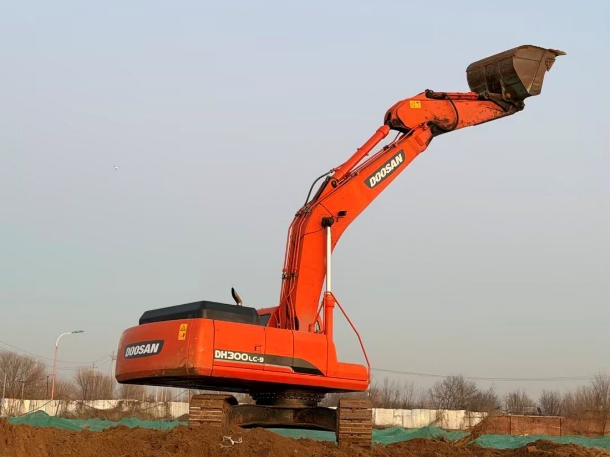 Used DOOSAN DH300LC-9 Crawler Excavator for Sale - 图片 4
