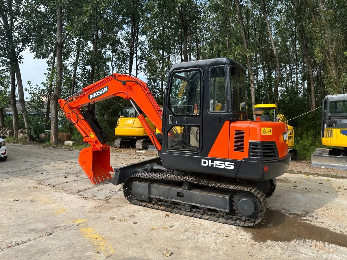Used DOOSAN DH55 Crawler Excavator for Sale - 图片 3