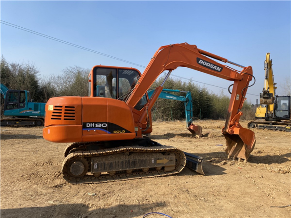 Used DOOSAN DH80 Crawler Excavator for Sale