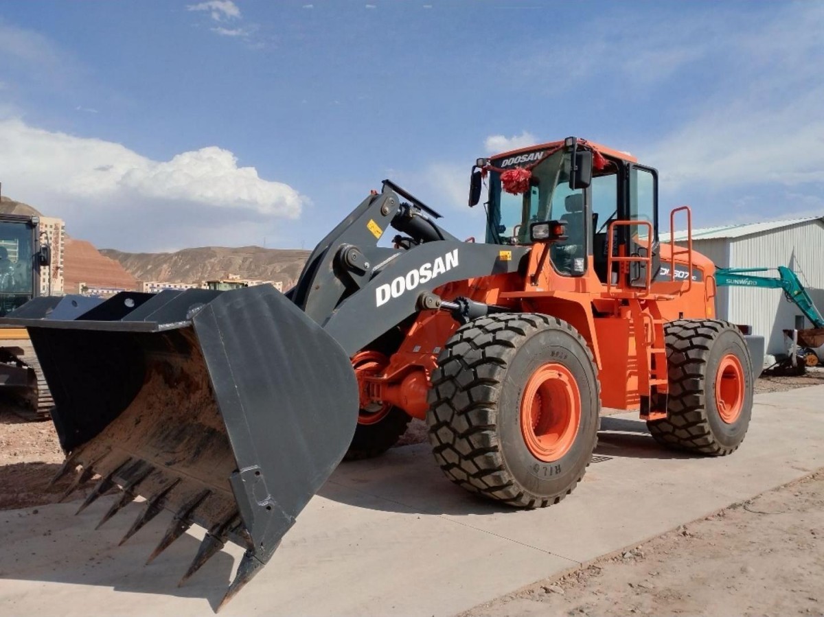 Used DOOSAN DL607 Wheel Loader for Sale - 图片 3