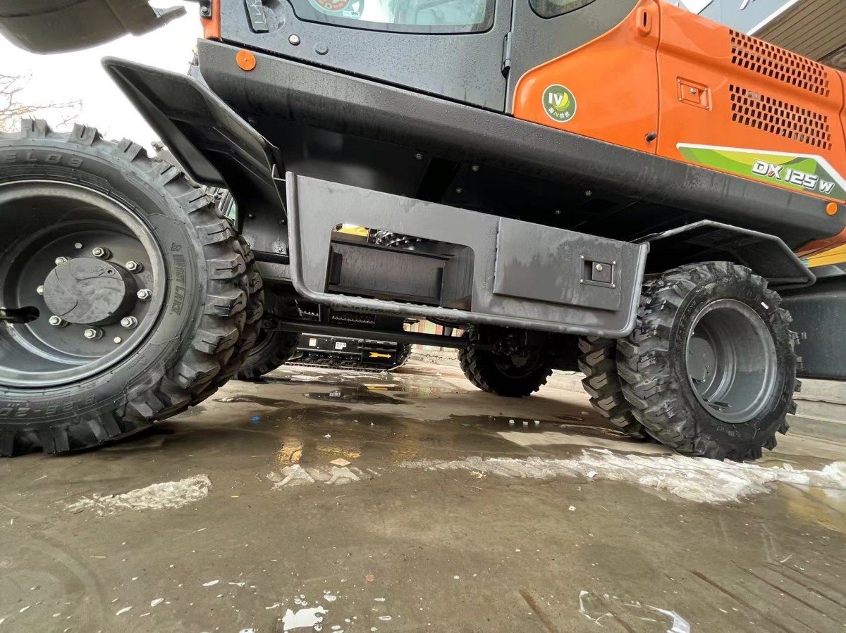 New DEVELON DX125W Wheel Excavator for Sale - 图片 7