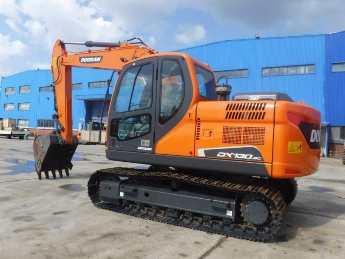 Used DOOSAN DX130-9C Crawler Excavator for Sale