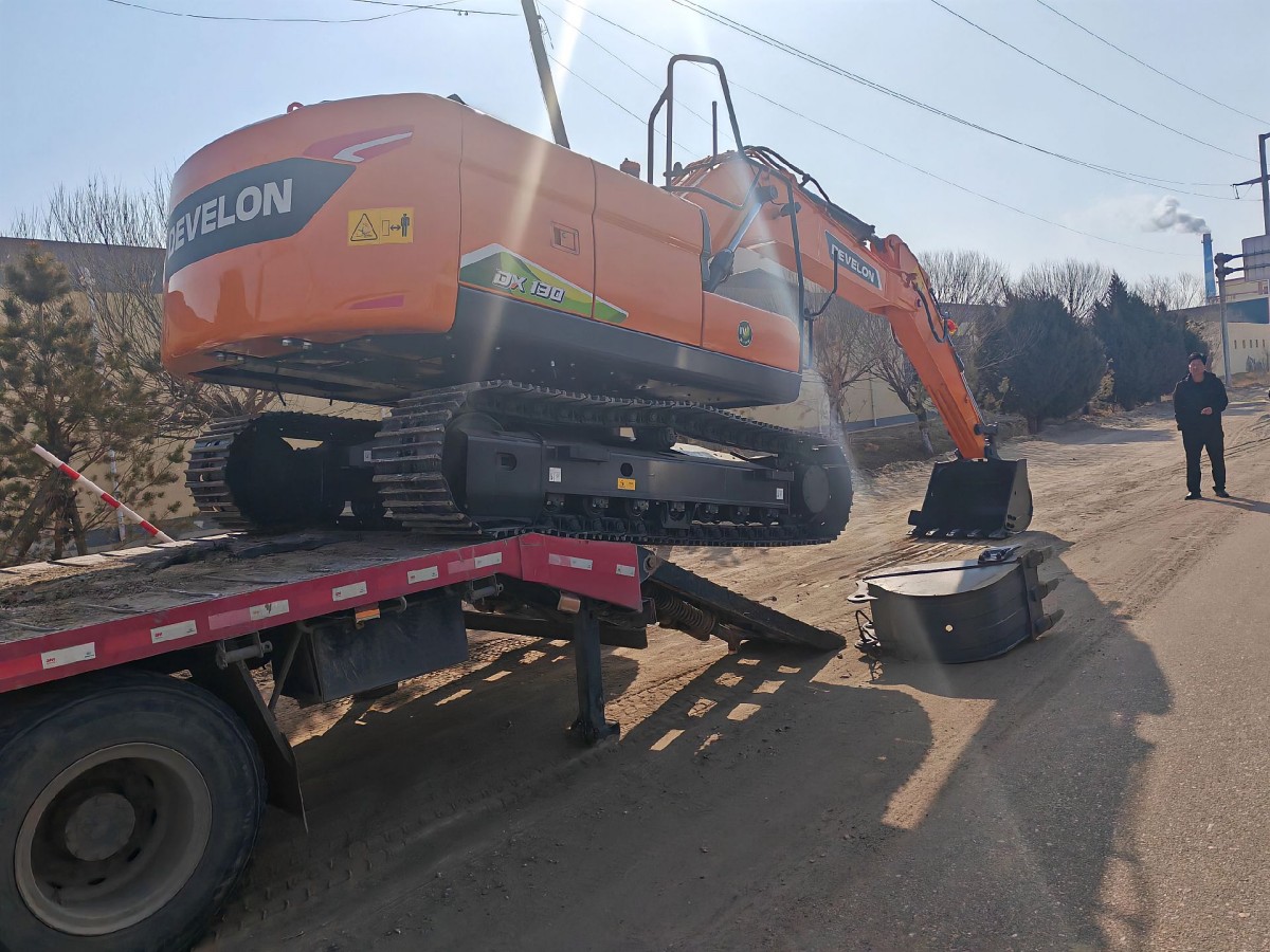New Develon DX130 Crawler Excavator for Sale - 图片 7