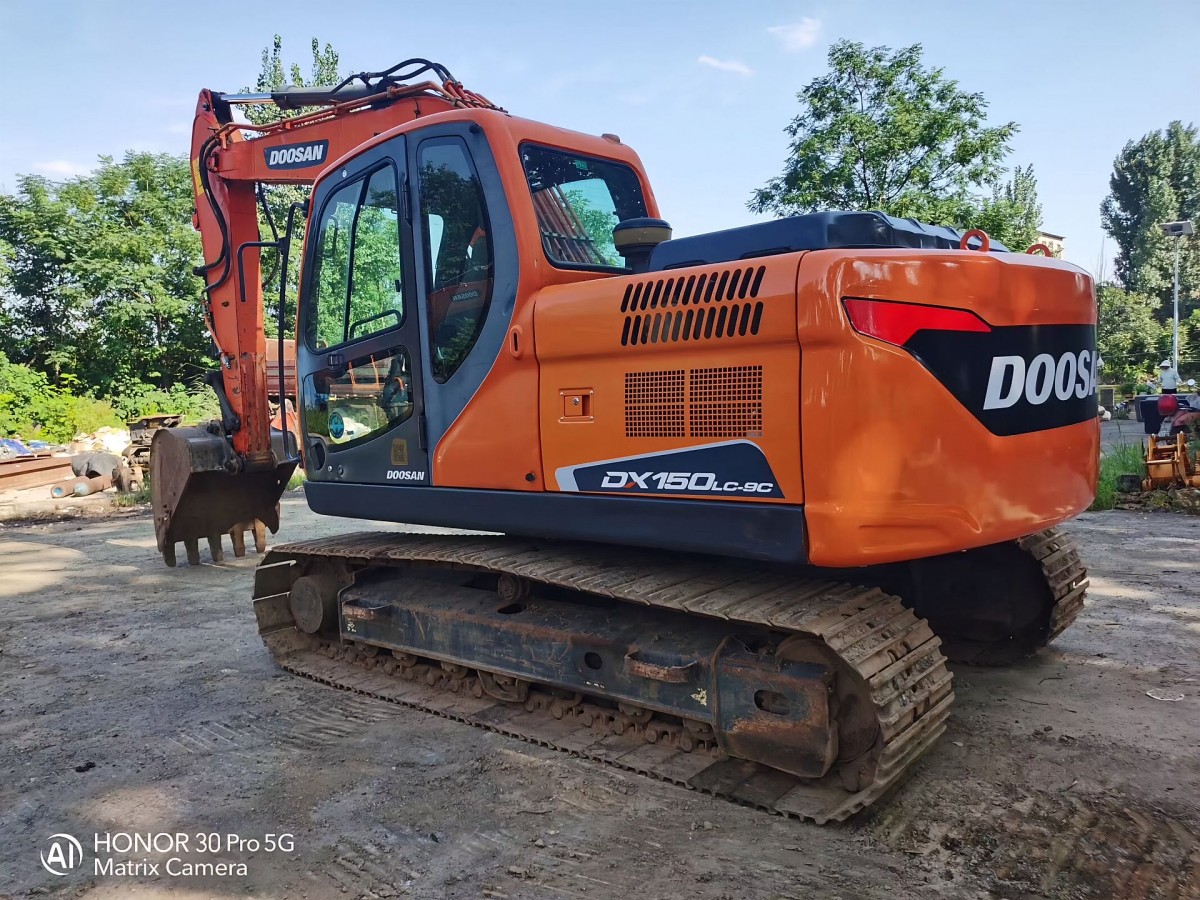 Used DOOSAN DX150LC-9C Crawler Excavator for Sale