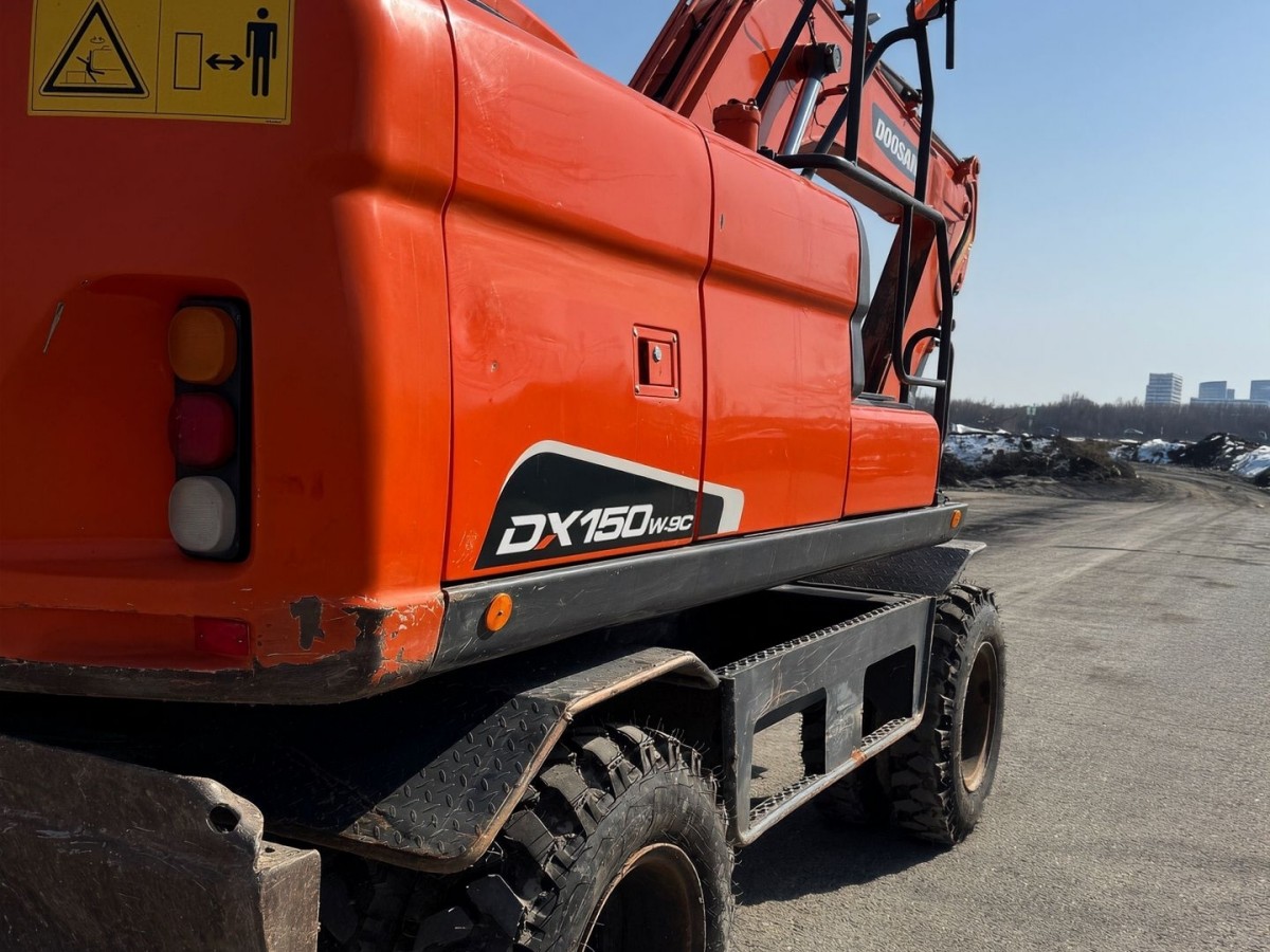 Used DOOSAN DX150W-9C Wheel Excavator for Sale - 图片 6
