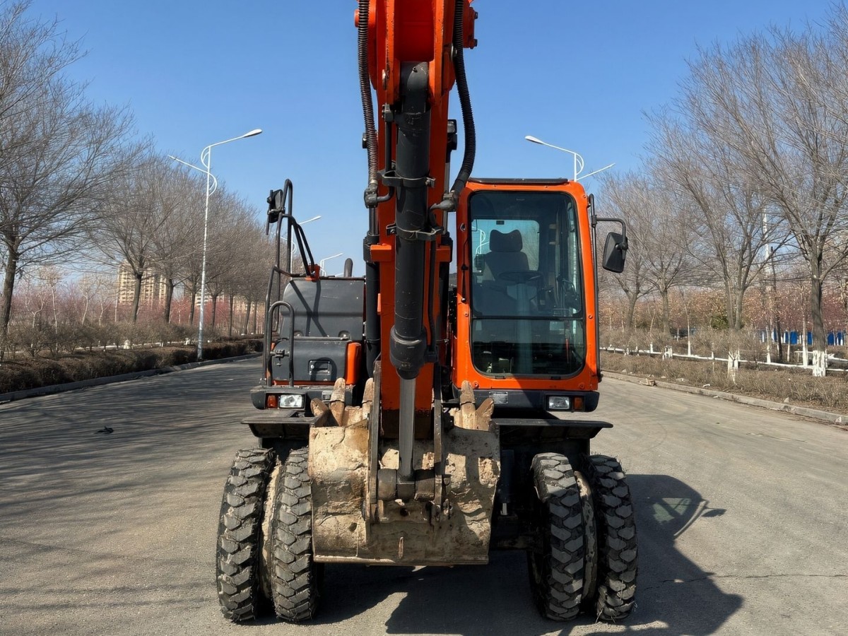 Used DOOSAN DX150W-9C Wheel Excavator for Sale - 图片 4