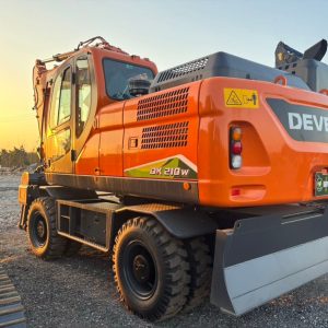 New Develon DX210W Wheel Excavator for Sale