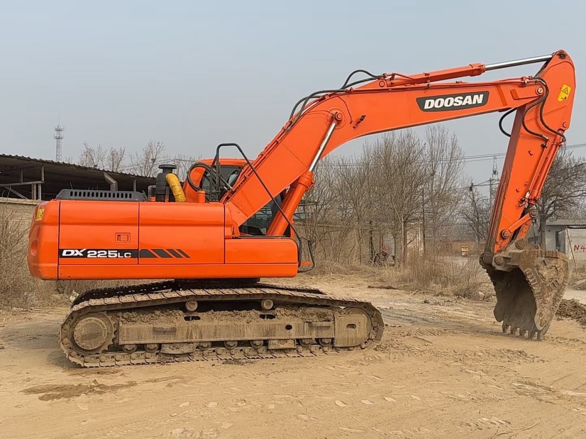 Used DOOSAN DX225LC Crawler Excavator for Sale - 图片 2