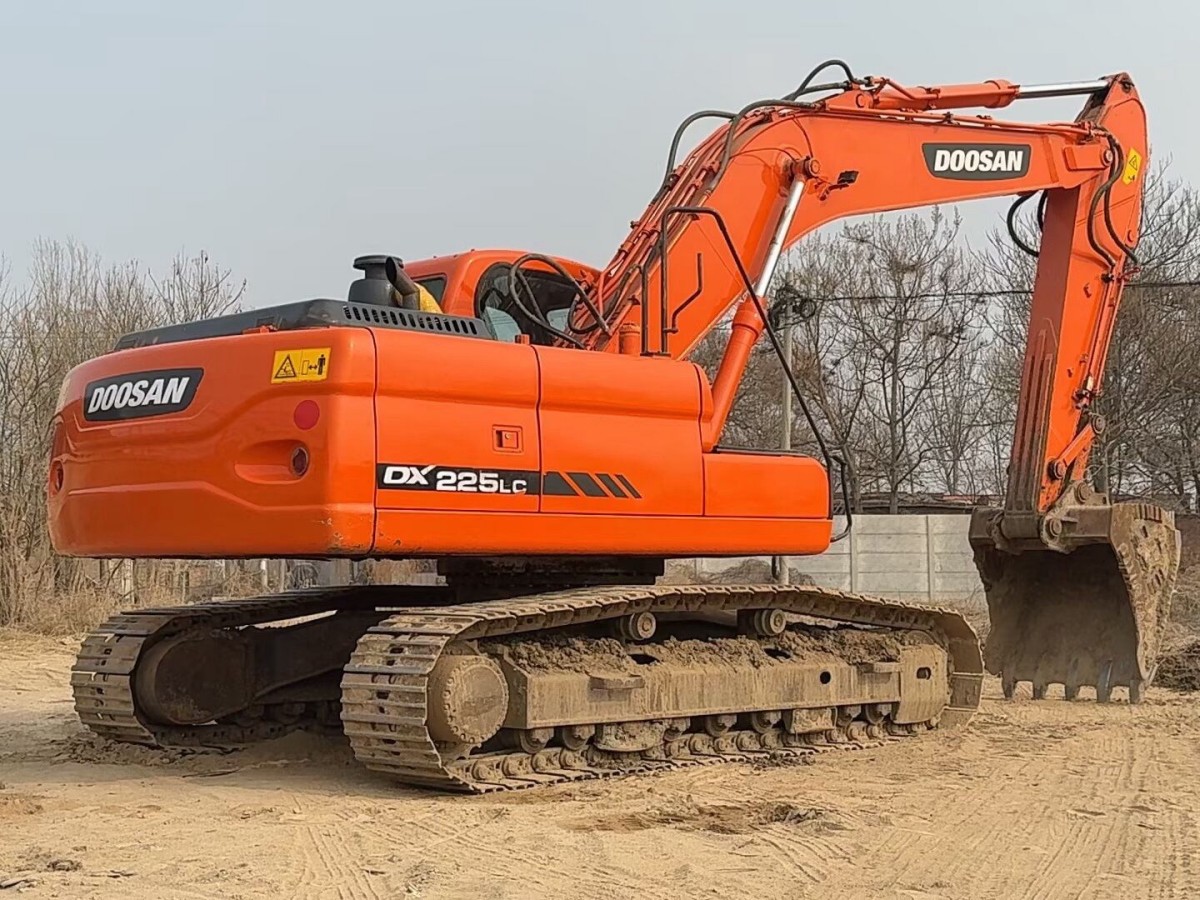 Used DOOSAN DX225LC Crawler Excavator for Sale - 图片 3